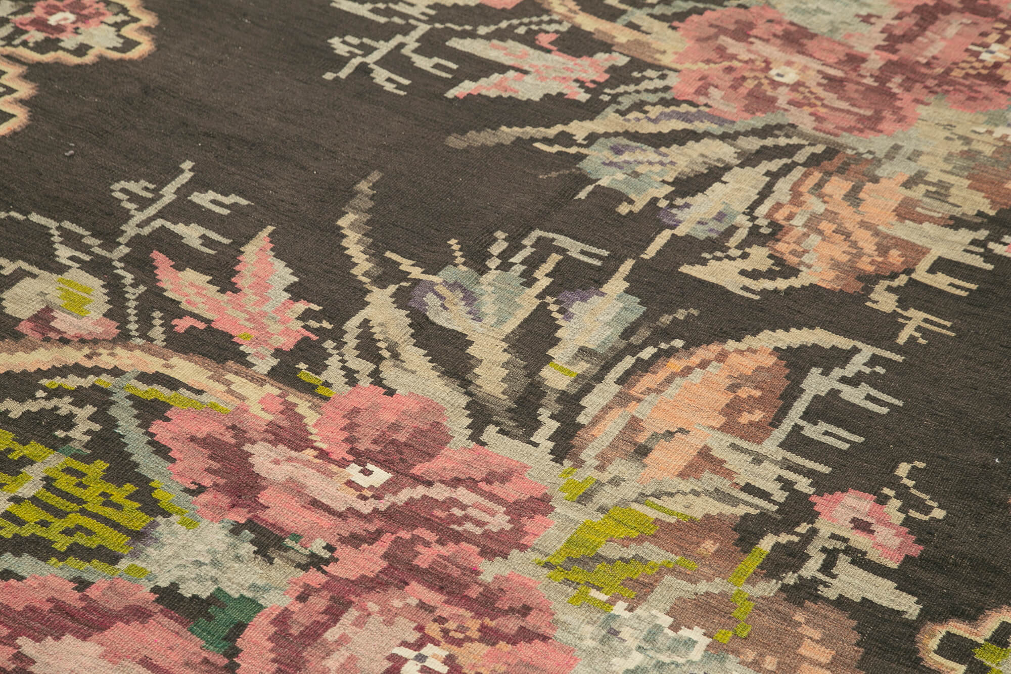 6x10 Black Vintage Moldovan Kilim Rug - 23311