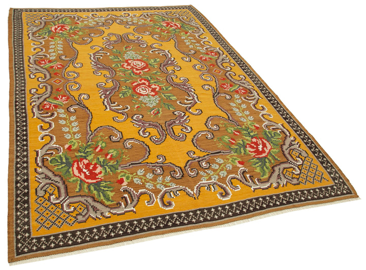 6x9 Brown Vintage Moldovan Kilim Rug - 23422
