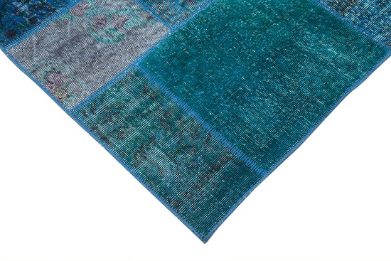 7x10 Turquoise Patchwork Rug - 24011