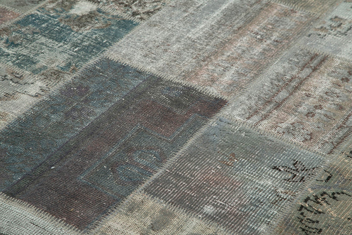 7x10 Grey Patchwork Rug - 24012