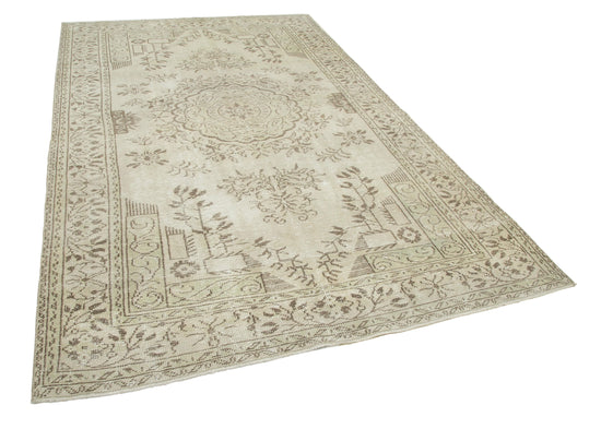 6x10 Beige Turkish Vintage Area Rug - 24951