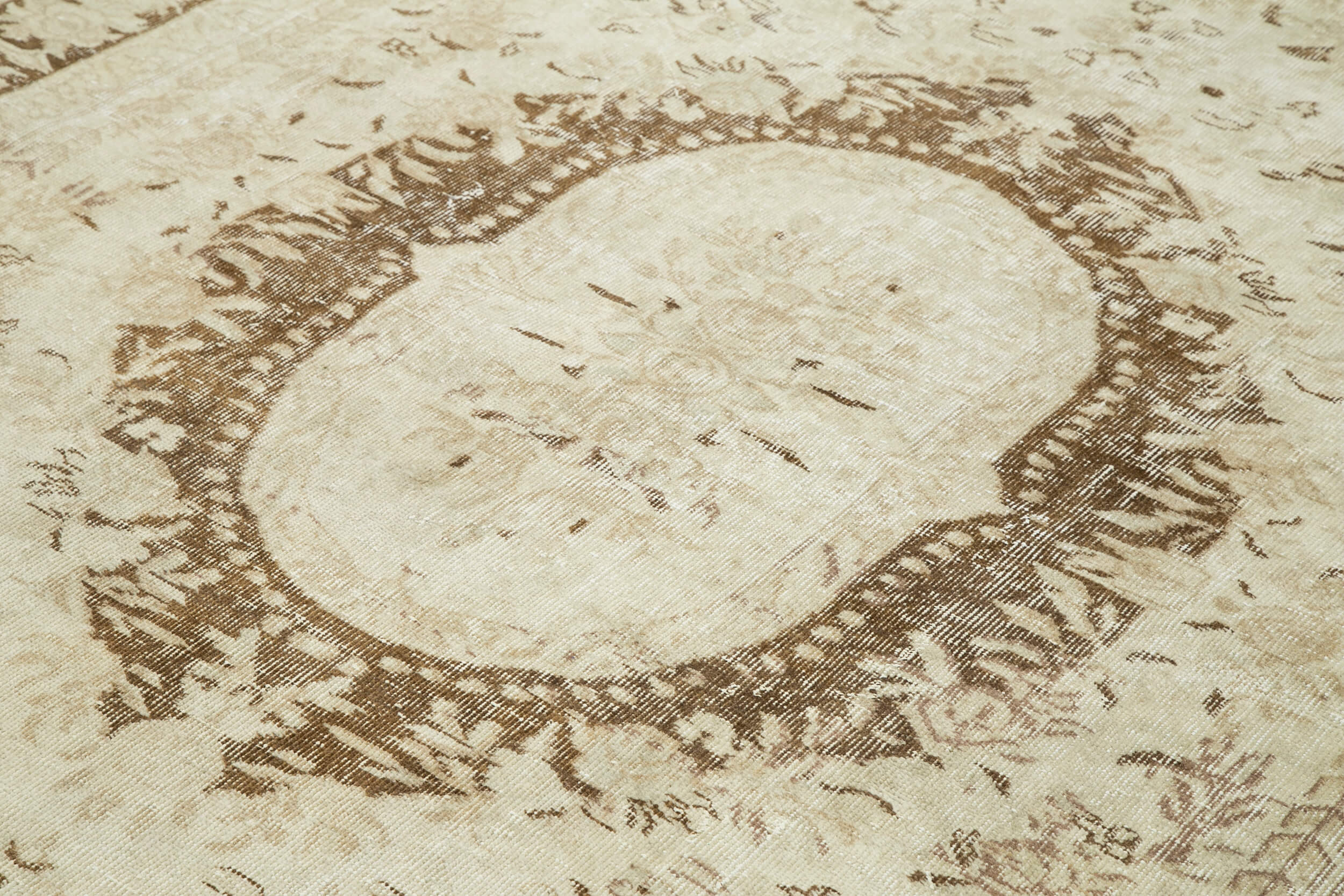 7x9 Beige Turkish Vintage Area Rug - 25297