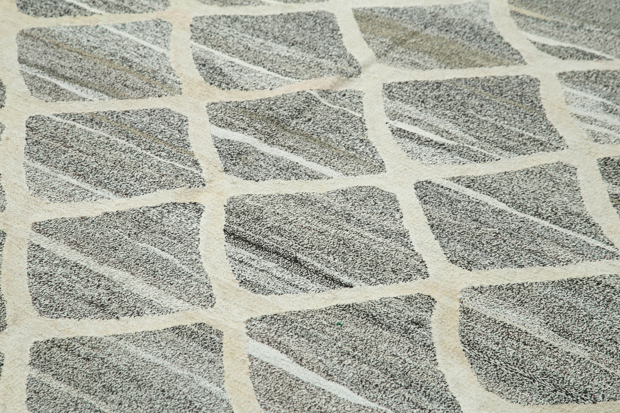 8x10 Grey Contemporary Area Rug - 26678