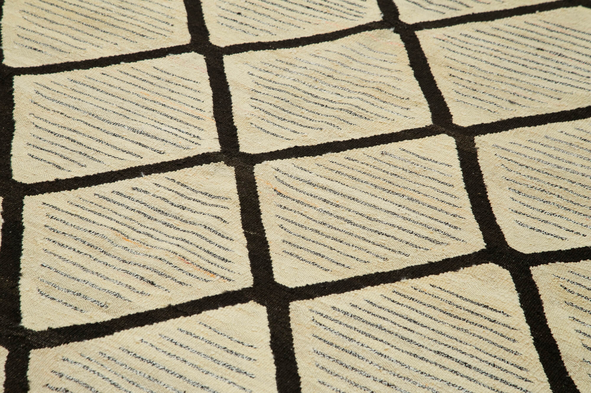 8x10 Beige Contemporary Area Rug - 26874