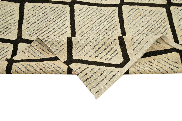 8x10 Beige Contemporary Area Rug - 26874