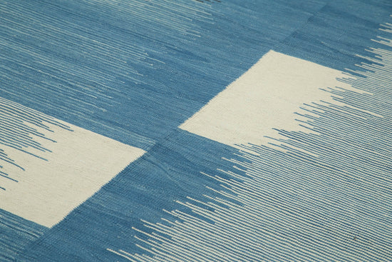 7x10 Blue Contemporary Area Rug - 26947