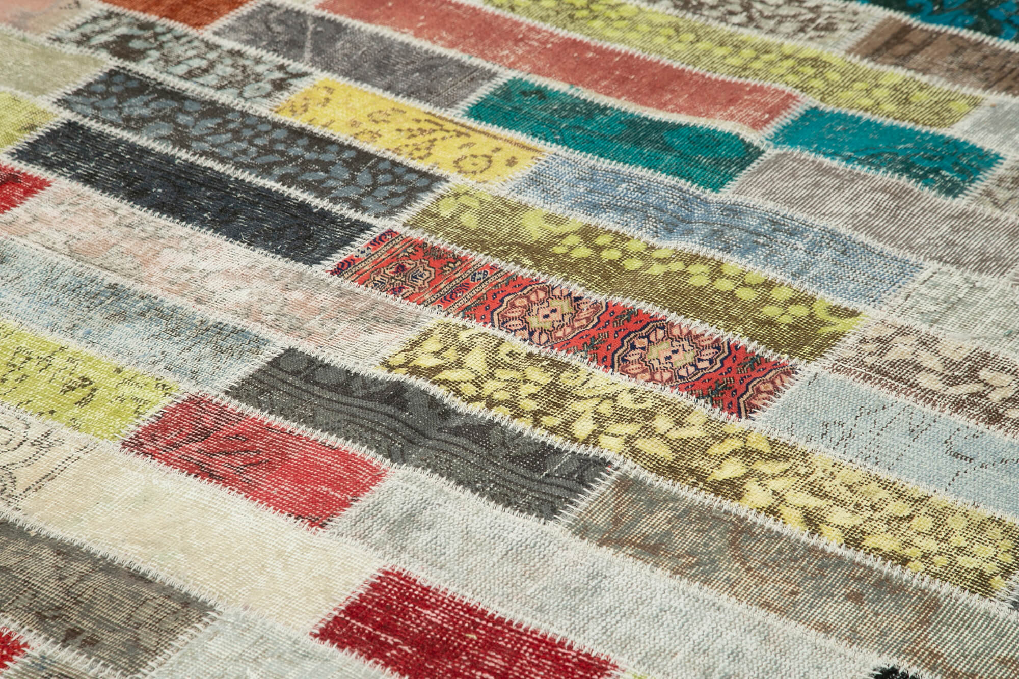 10x13  Multicolor Patchwork Rug - 28743