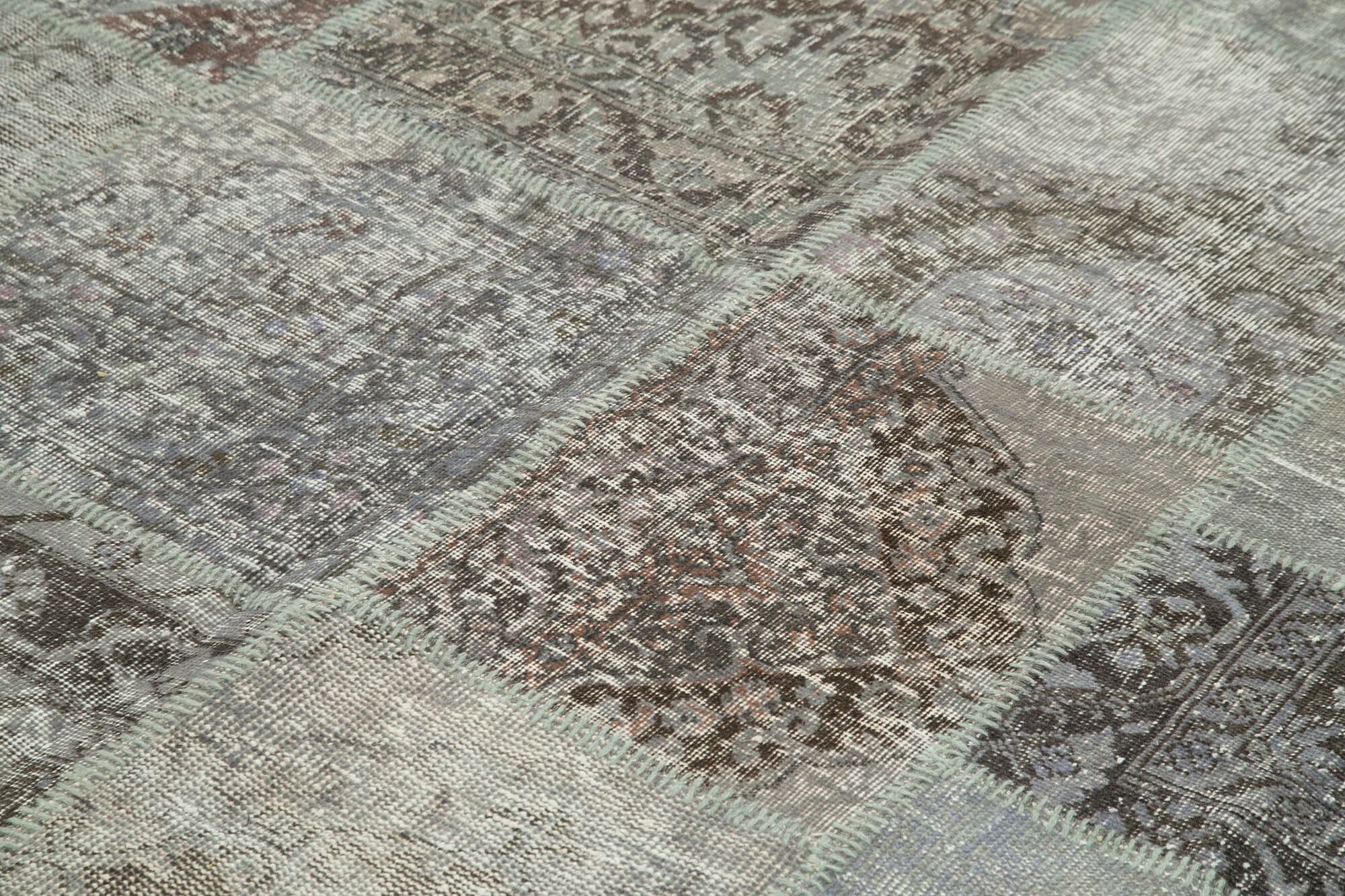 8x12 Grey Patchwork Rug- 28879