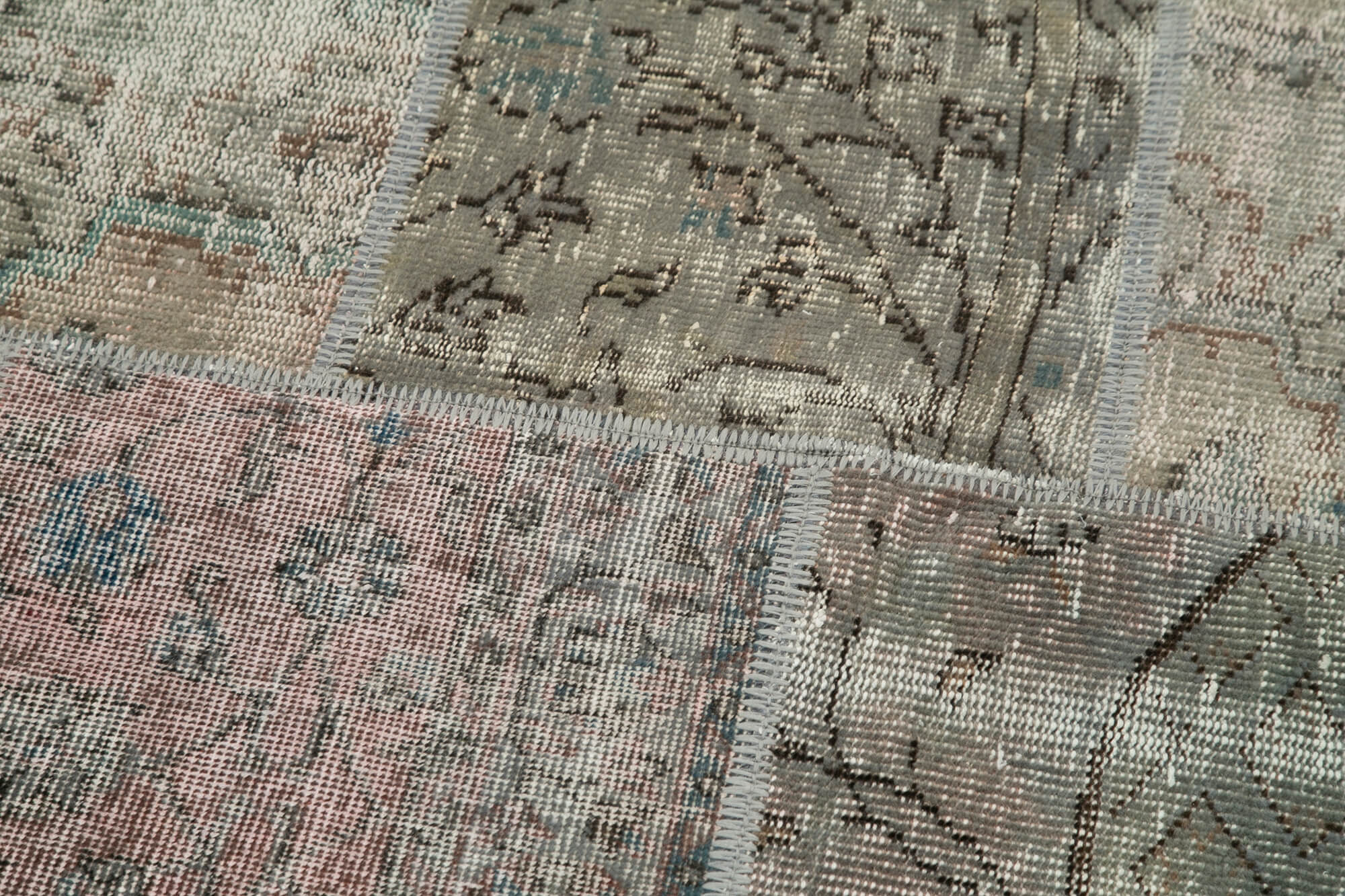 5x5 Grey Round Patchwork Rug - 29100
