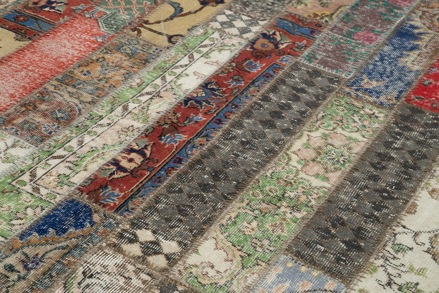 7x10 Multicolor Modern Patchwork Rug - 29615