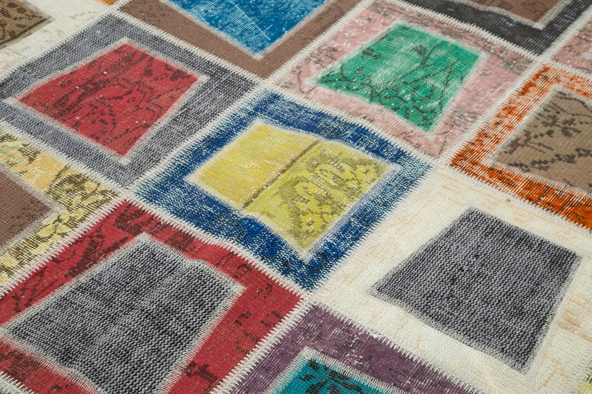 7x9 Multicolor Modern Patchwork Rug - 29618