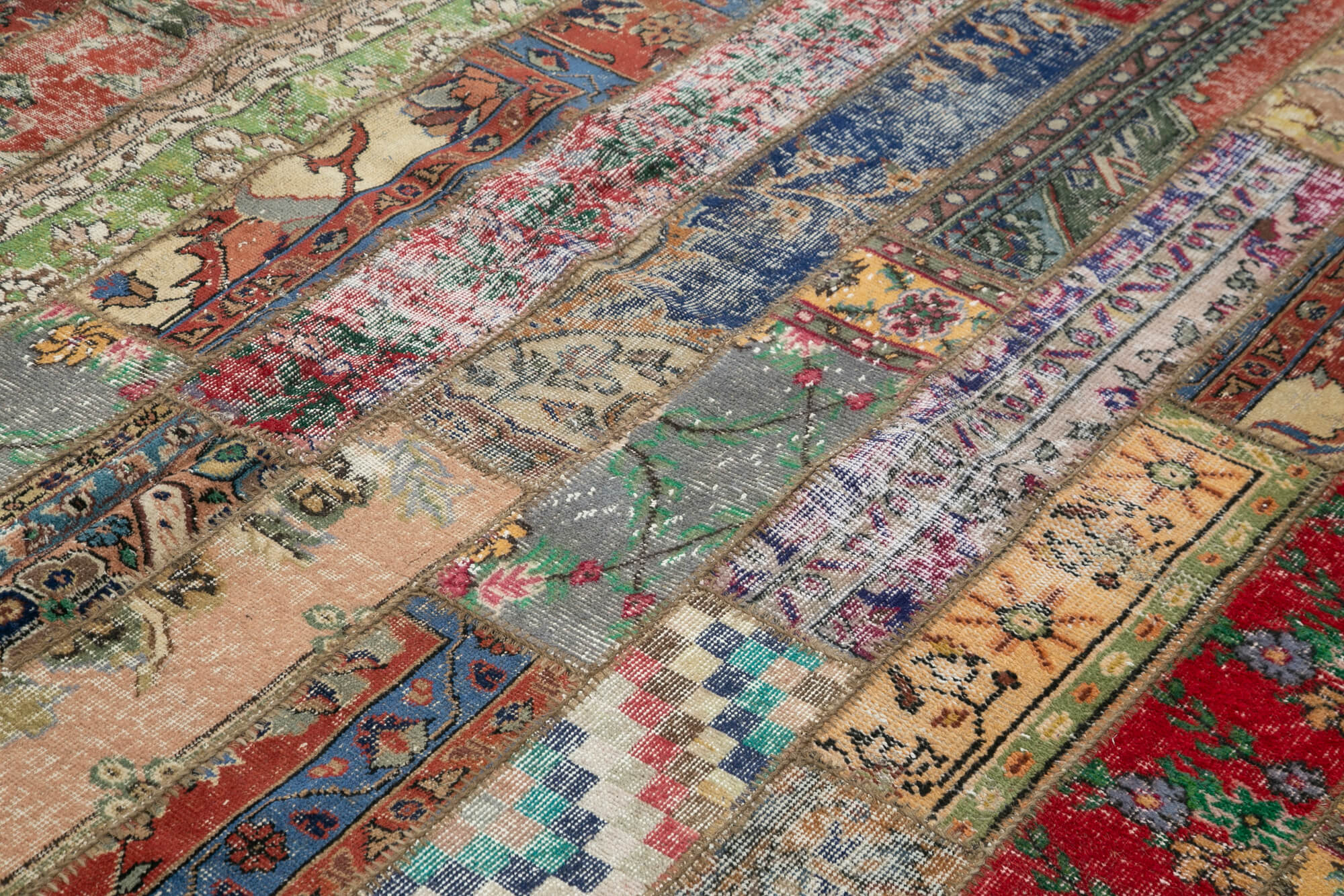 8x10 Multicolor Modern Patchwork Rug - 29651