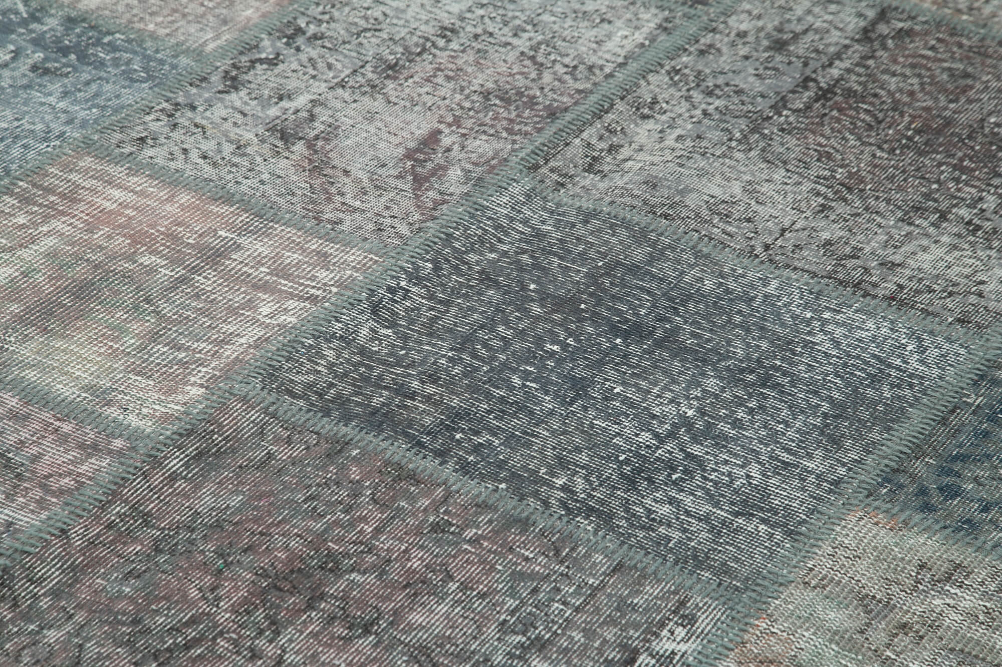 8x11 Grey Patchwork Rug- 29678