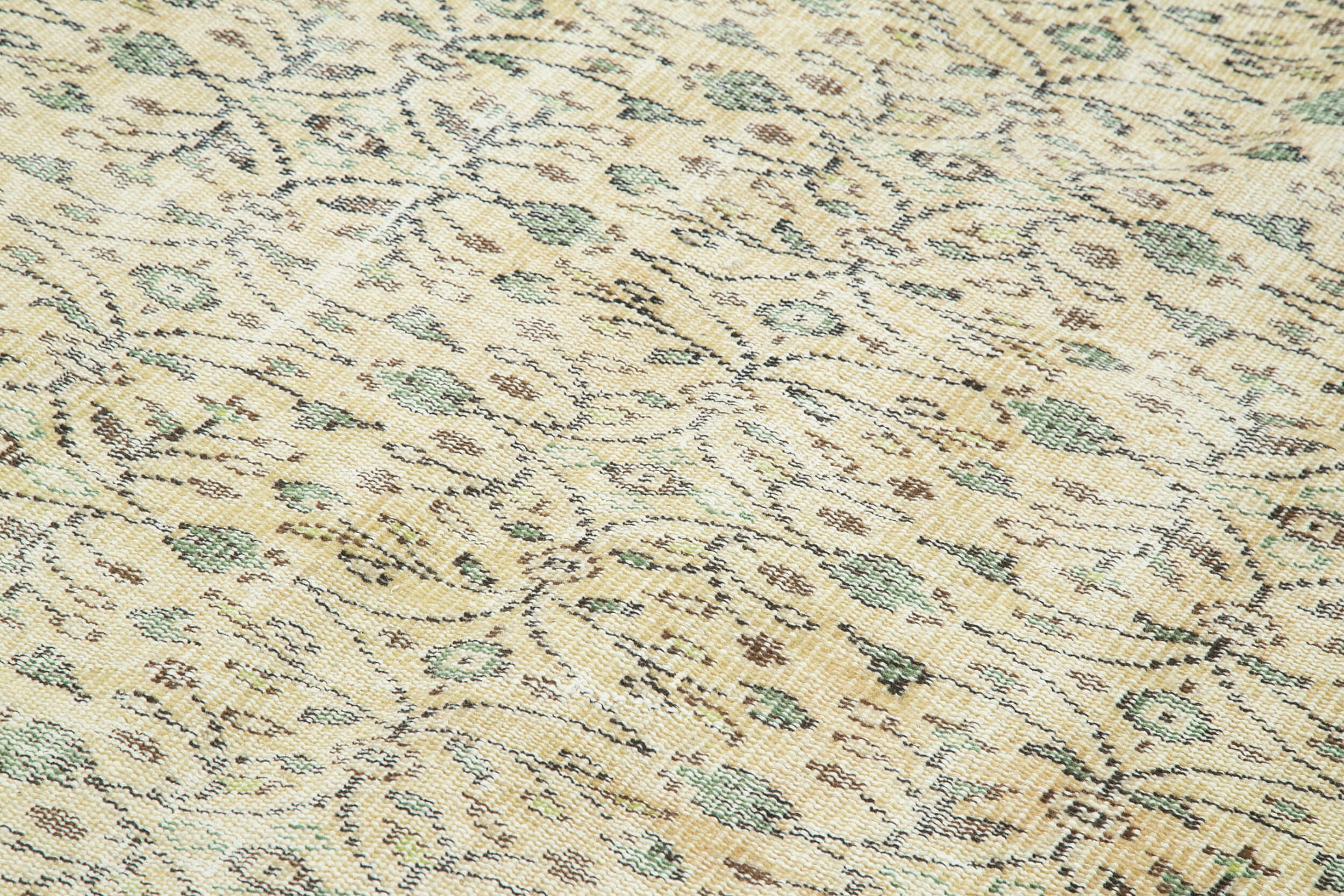 6x9 Beige Turkish Vintage Area Rug - 29768