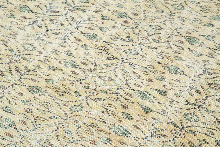 6x9 Beige Turkish Vintage Area Rug - 29768