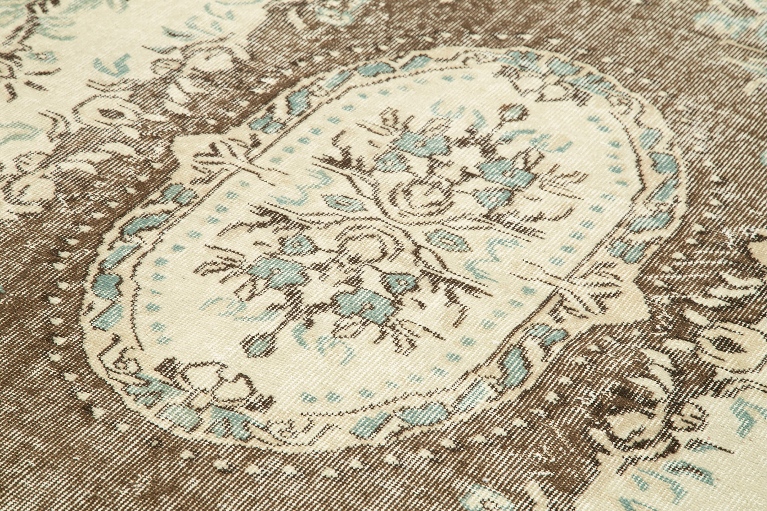 6x9 Beige Turkish Vintage Area Rug - 29788