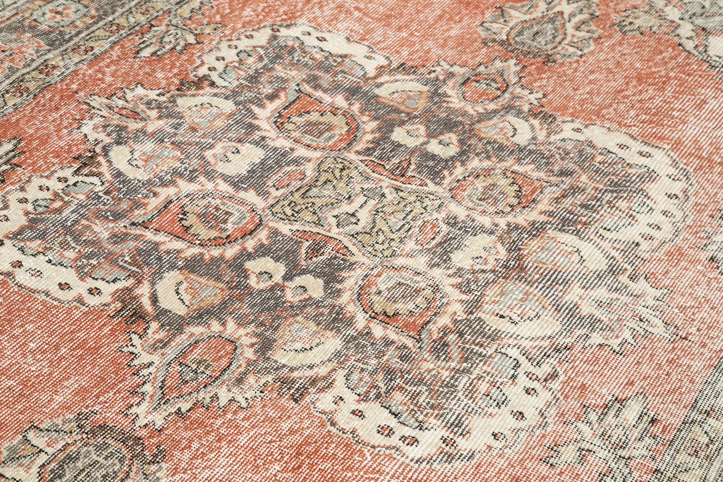 6x10 Beige Turkish Vintage Area Rug - 29803