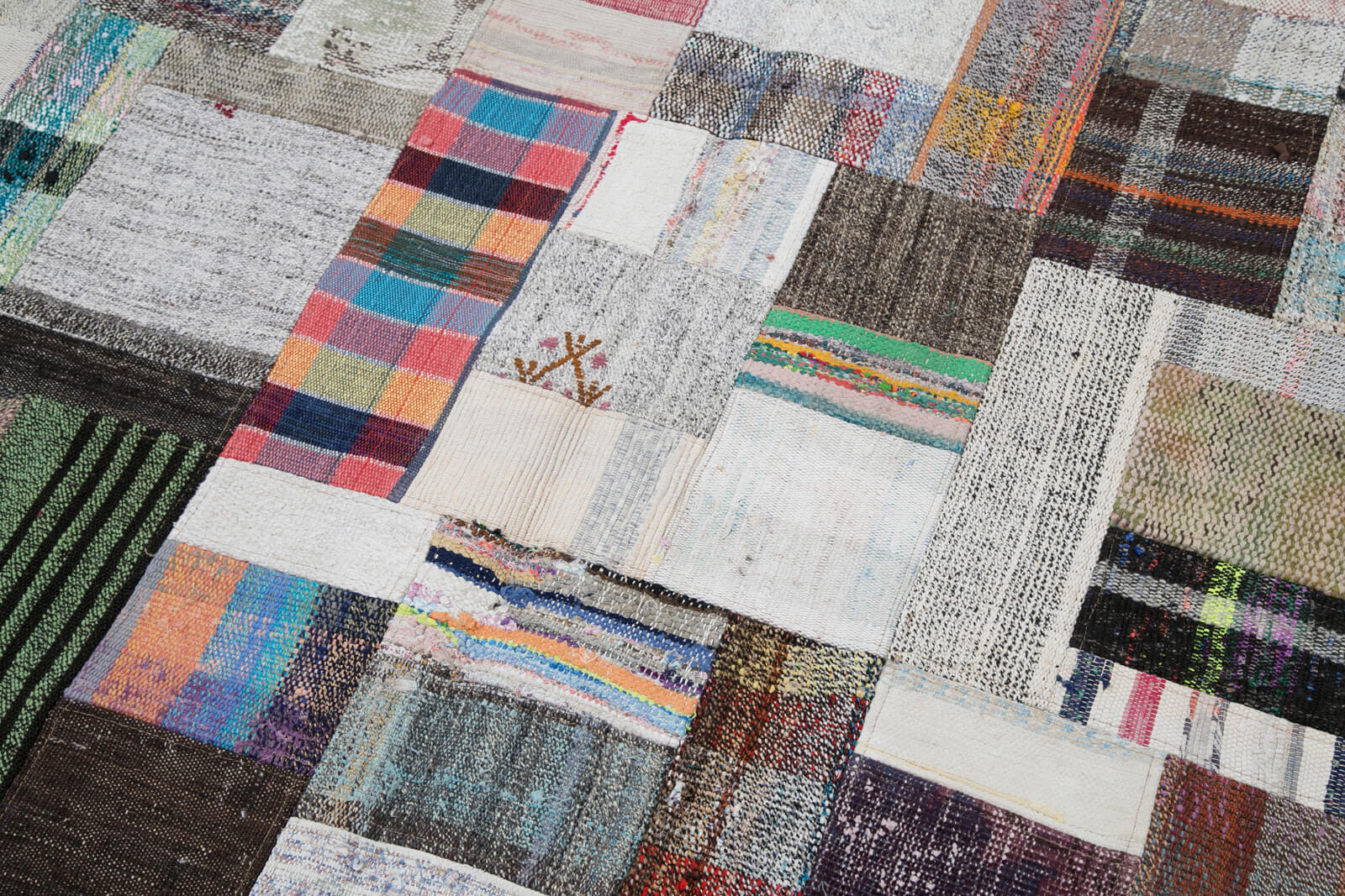 7x10 Multicolor Kilim Patchwork Rug - 30245