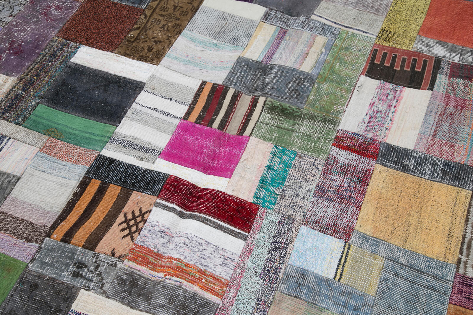 7x10 Multicolor Kilim Patchwork Rug - 30252