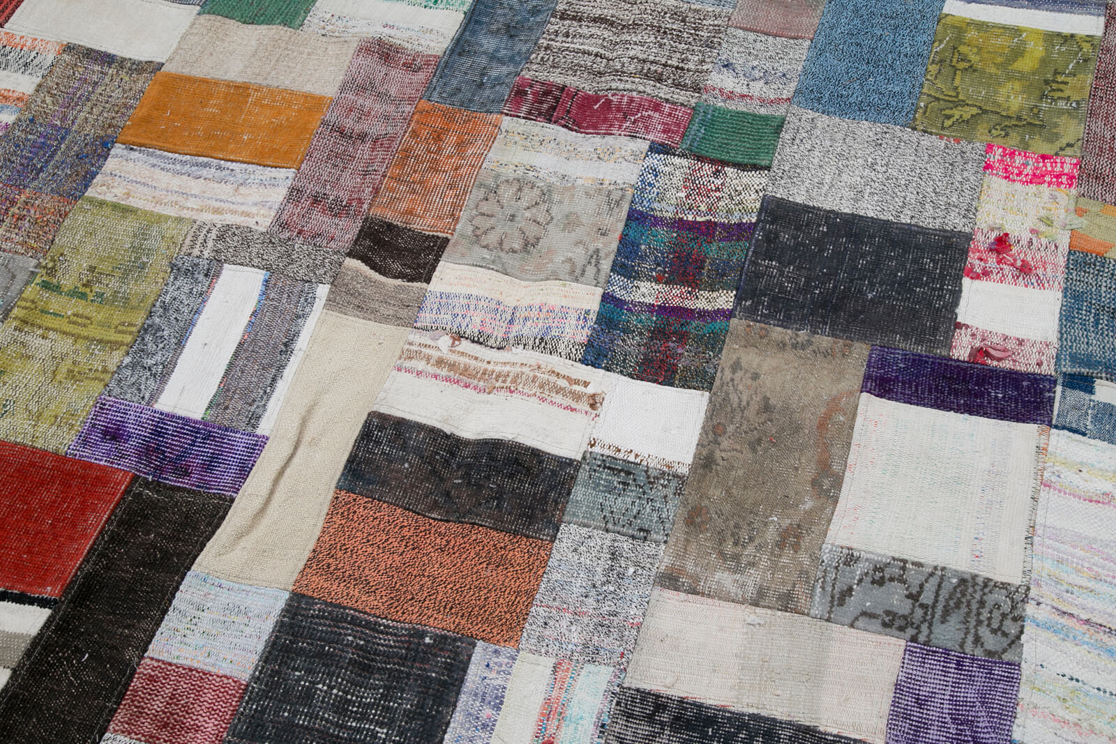 7x10 Multicolor Kilim Patchwork Rug - 30315
