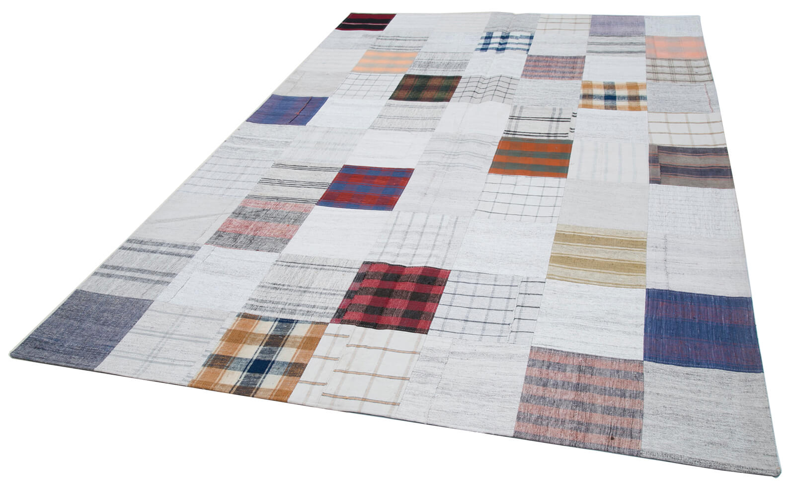 7x10 White Kilim Patchwork Rug - 30350