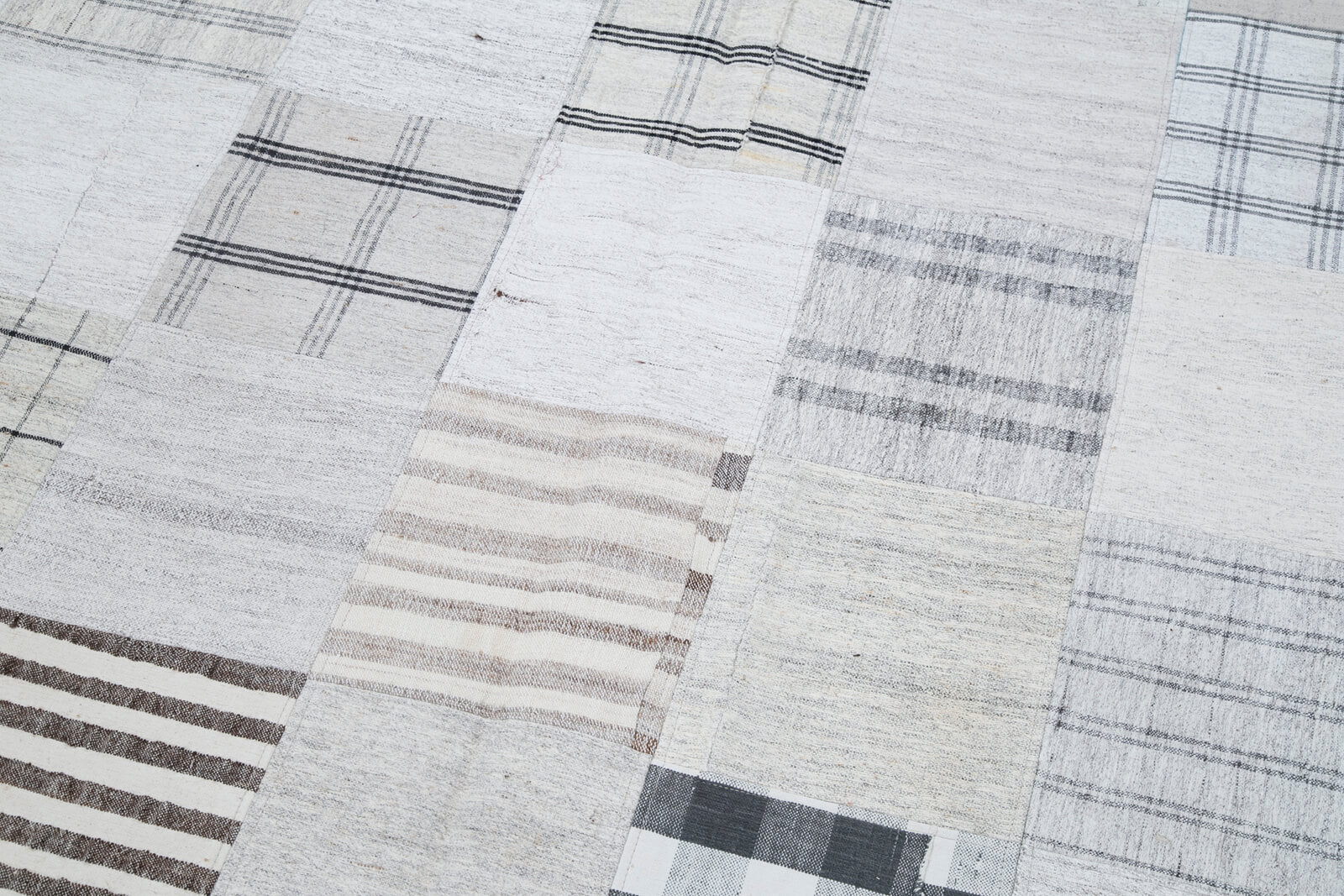 7x10 Beige Kilim Patchwork Rug - 30371