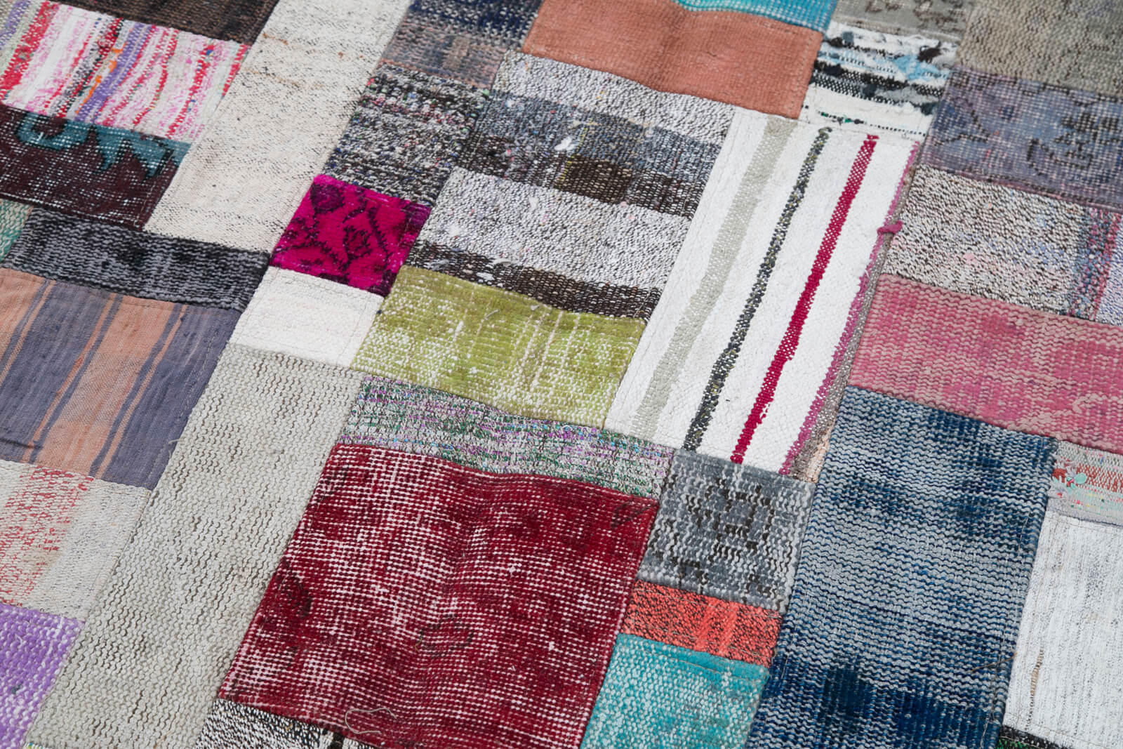 7x10 Multicolor Kilim Patchwork Rug - 30453