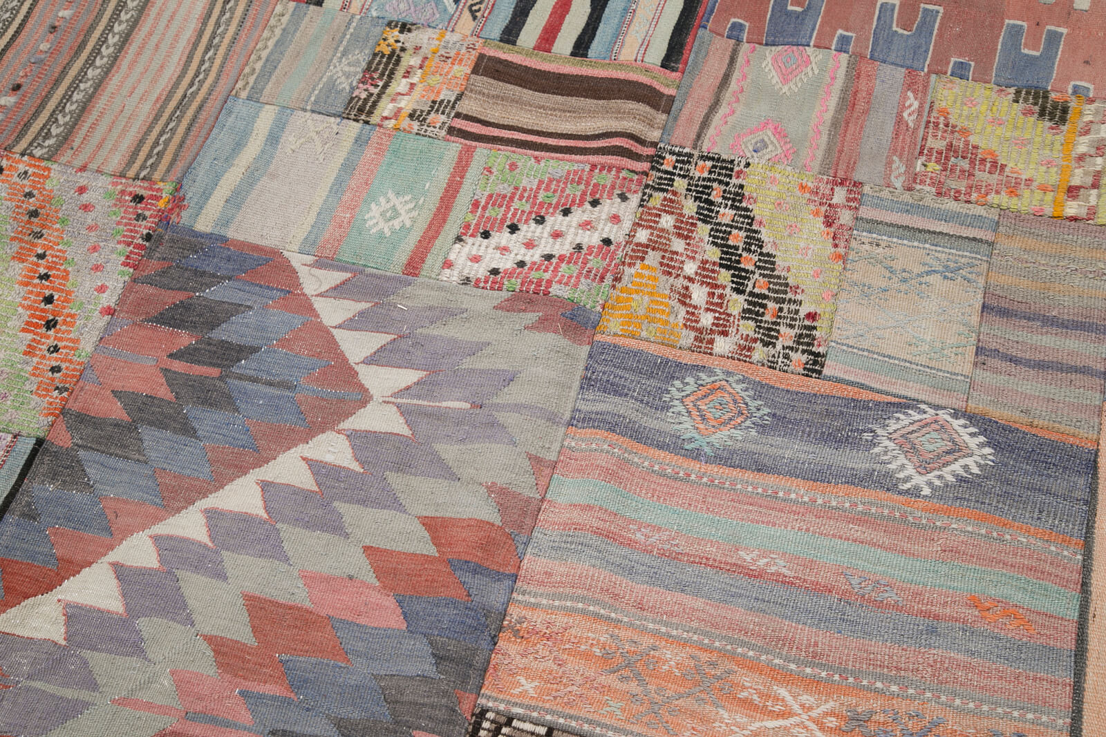 7x10 Multicolor Kilim Patchwork Rug - 30466