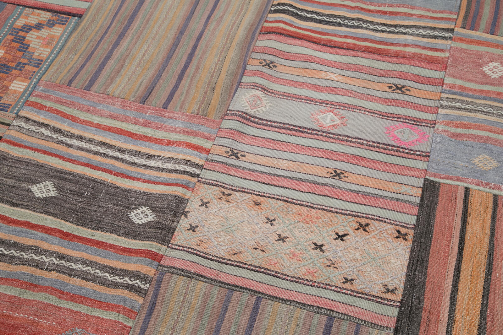 7x10 Brown Kilim Patchwork Rug - 30473