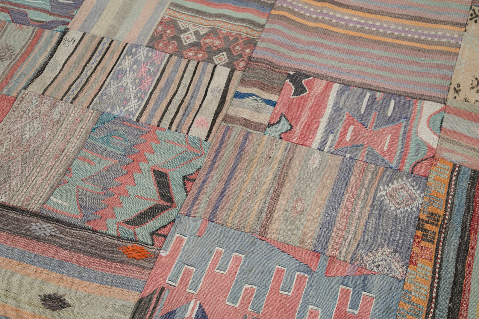 7x10 Brown Kilim Patchwork Rug - 30481