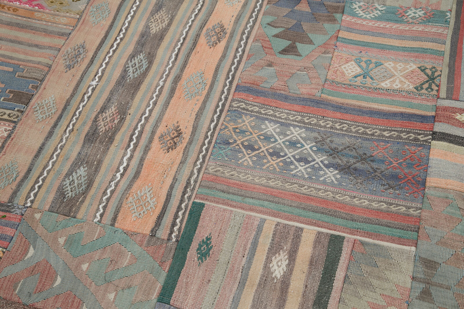 7x10 Brown Kilim Patchwork Rug - 30485