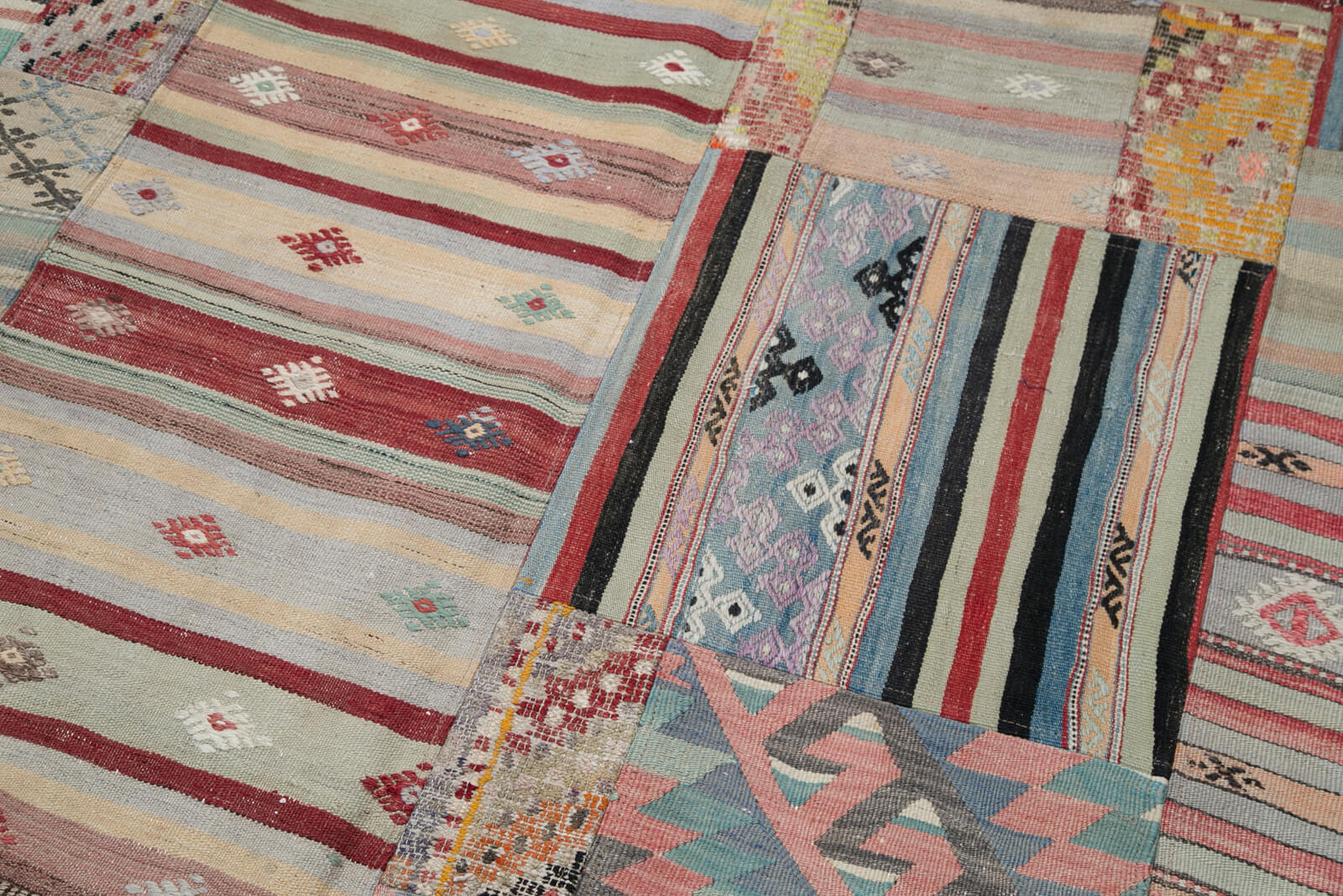 7x10 Brown Kilim Patchwork Rug - 30492