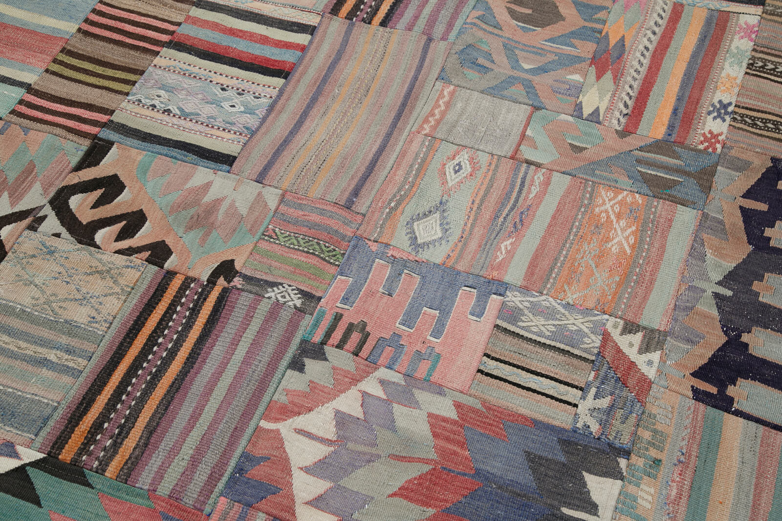 7x10 Beige Kilim Patchwork Rug - 30496