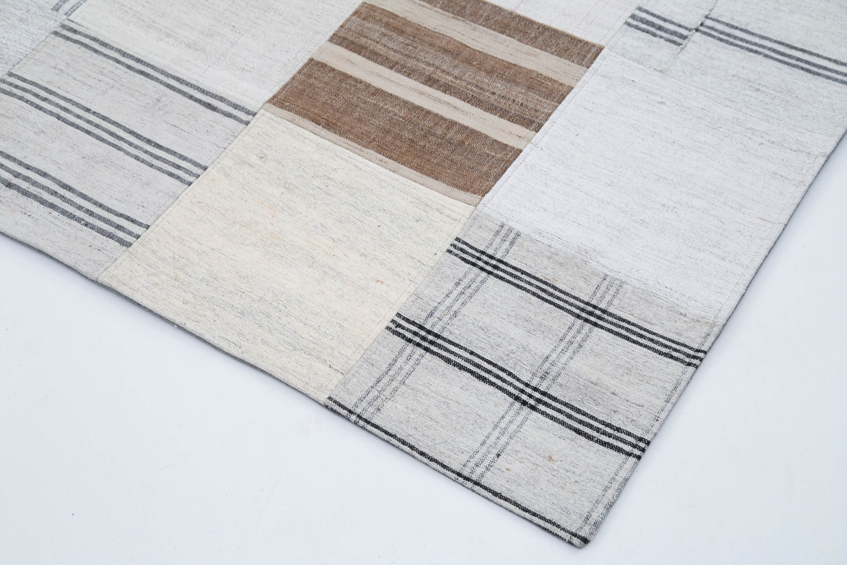 8x10 White Kilim Patchwork Rug - 30531
