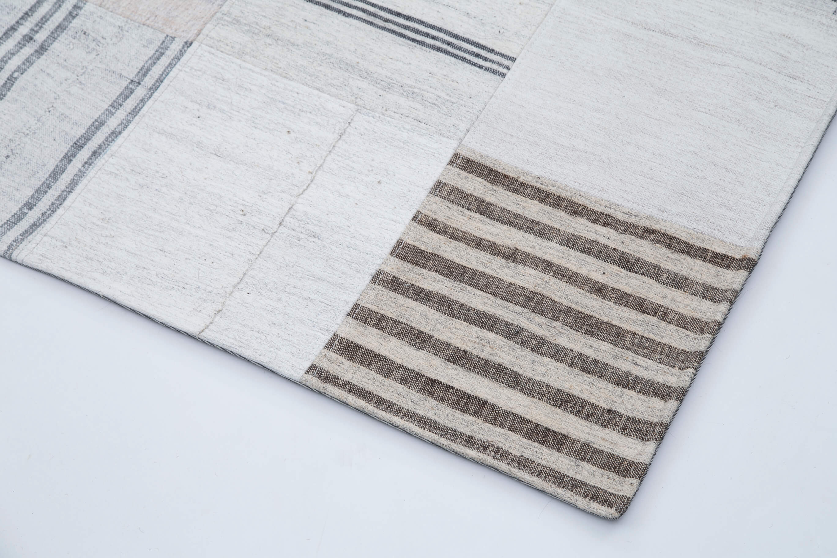 8x10 White Kilim Patchwork Rug - 30534