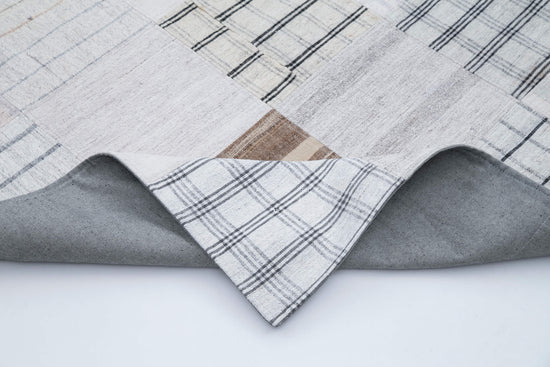 8x10 White Kilim Patchwork Rug - 30536