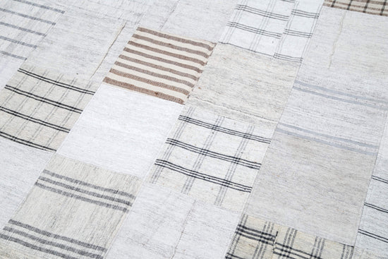 8x10 White Kilim Patchwork Rug - 30541