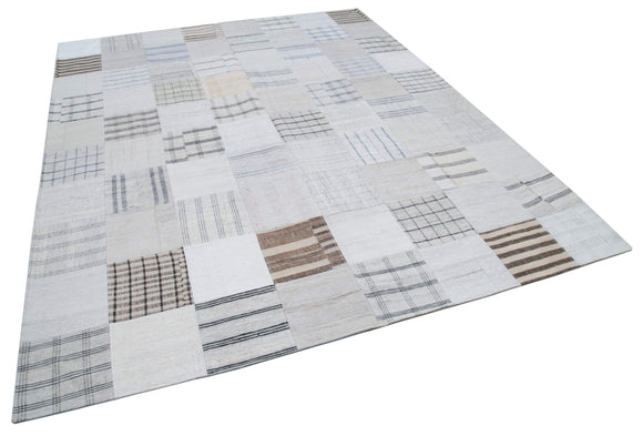 8x10 White Kilim Patchwork Rug - 30542