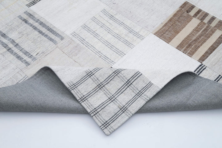 8x10 White Kilim Patchwork Rug - 30542