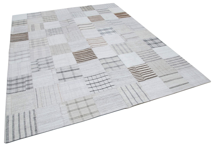 8x10 White Kilim Patchwork Rug - 30544