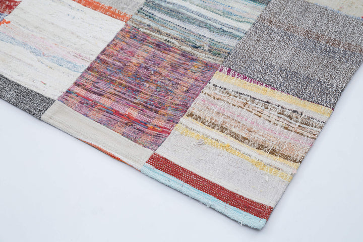 8x11 White Kilim Patchwork Rug - 30551