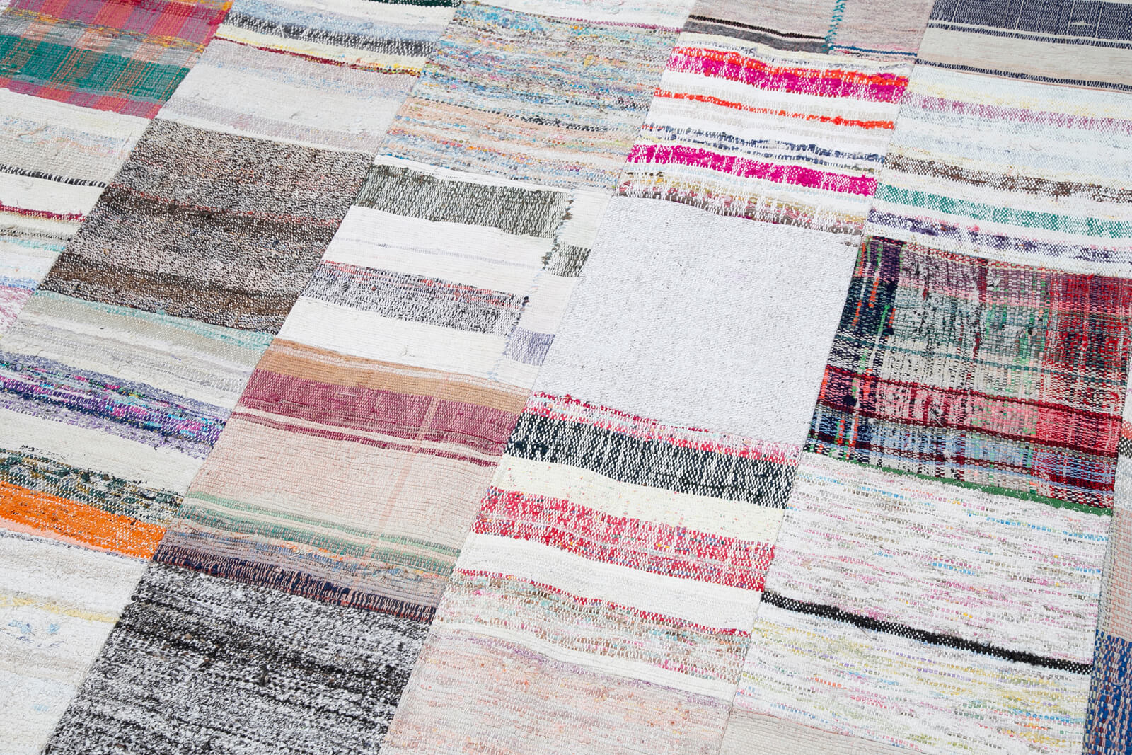8x12 Multicolor Kilim Patchwork Rug - 30552