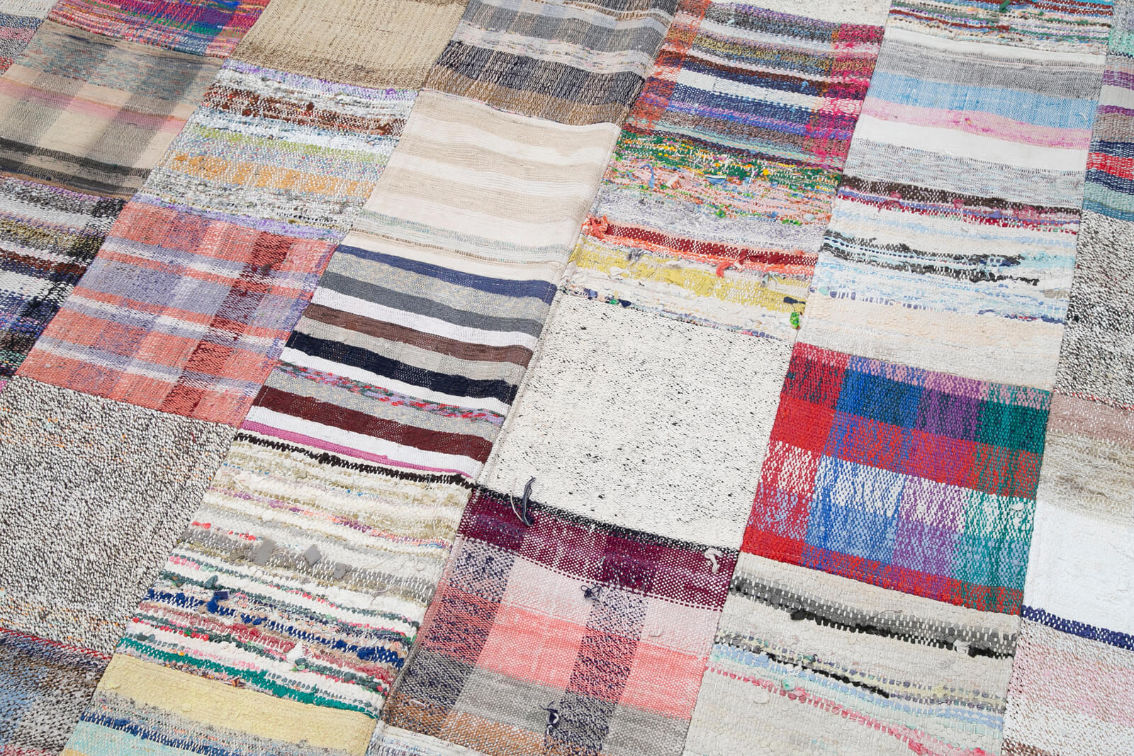 8x12 White Kilim Patchwork Rug - 30566