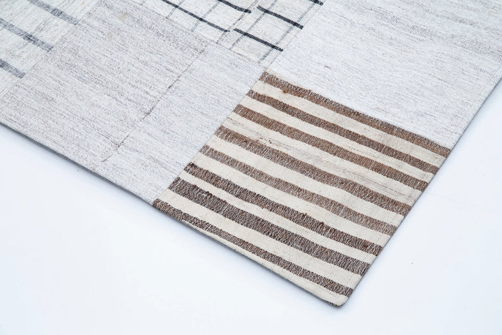 8x11 White Kilim Patchwork Rug - 30569