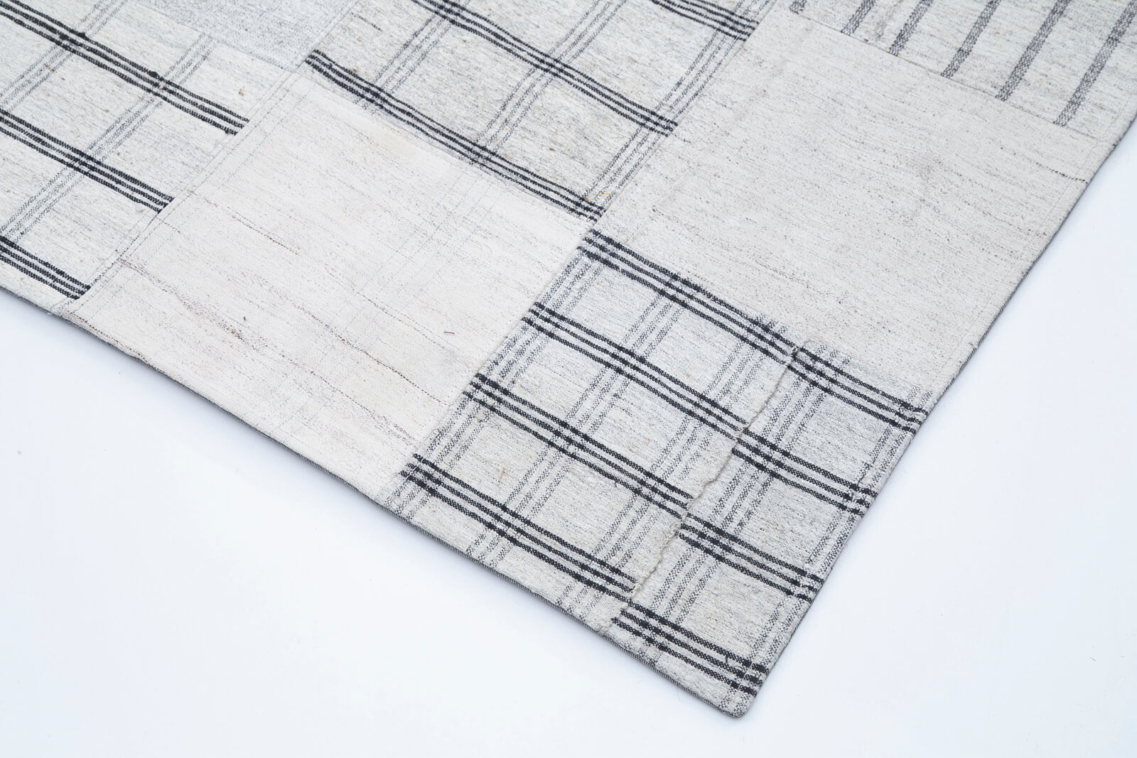 8x11 White Kilim Patchwork Rug - 30570