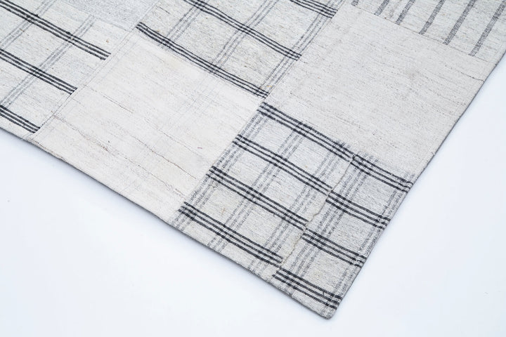 8x11 White Kilim Patchwork Rug - 30570