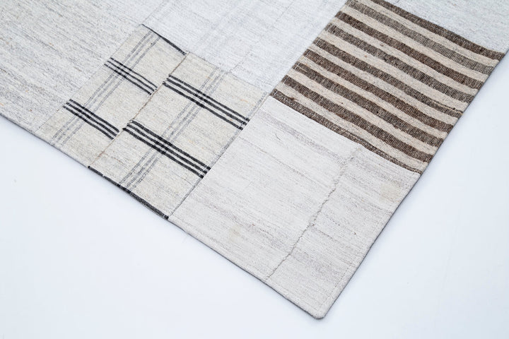 10x13 White Kilim Patchwork Rug - 30572