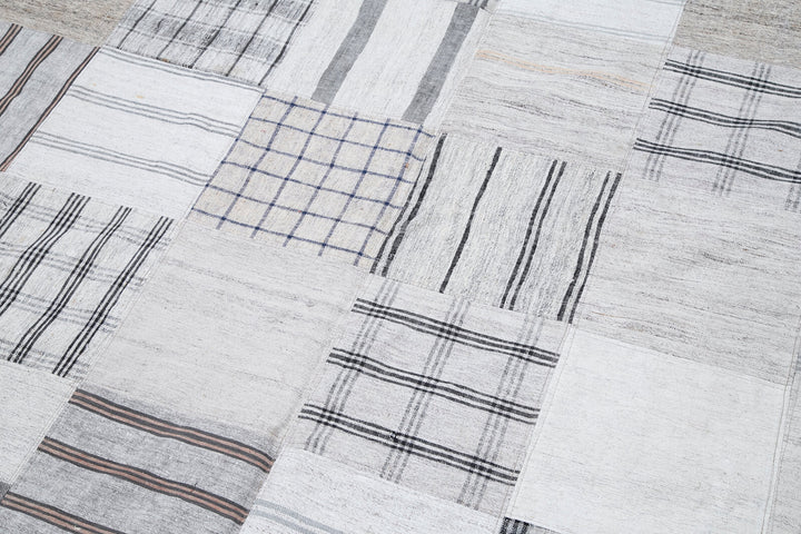 8x11 White Kilim Patchwork Rug - 30609