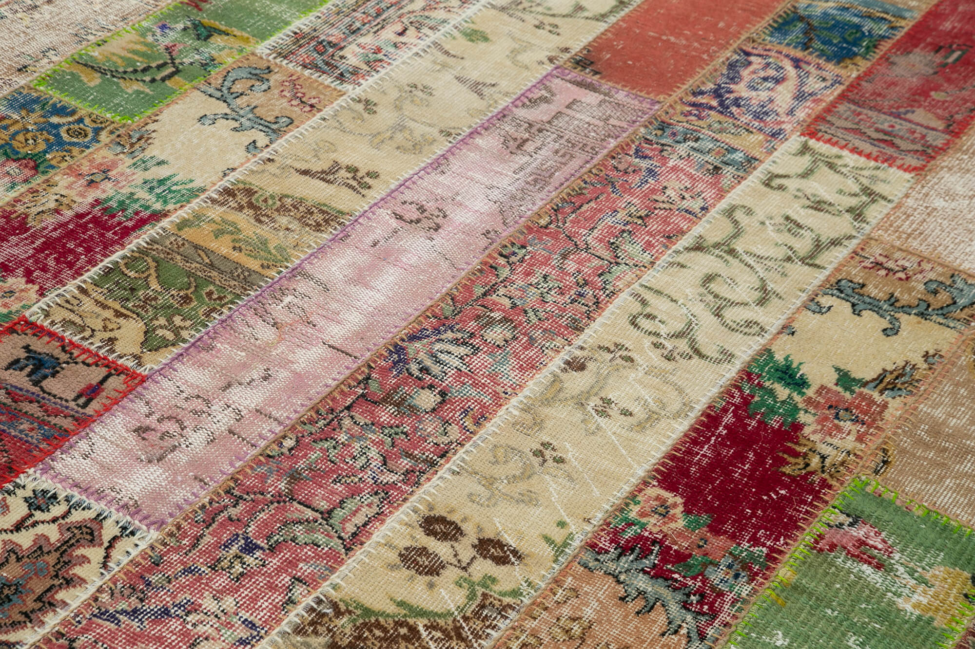 7x10 Multicolor Modern Patchwork Rug - 30990