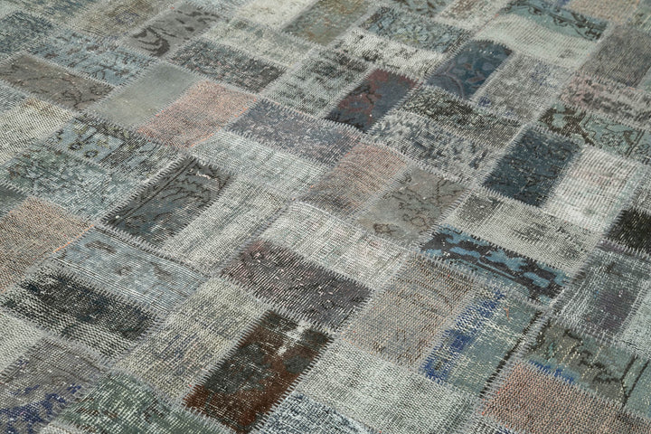 7x10 Grey Modern Patchwork Rug - 30994